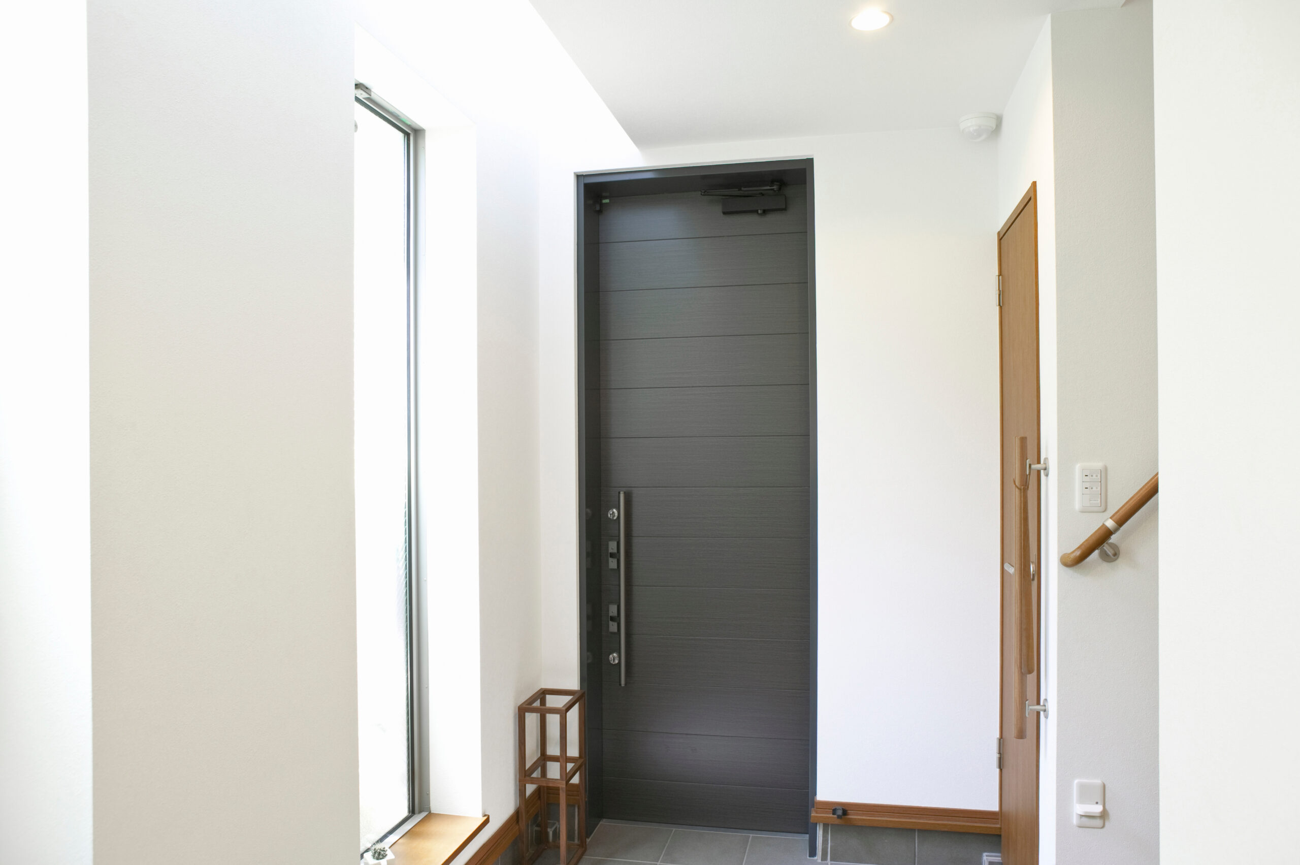 玄関ホールの建具ディテール